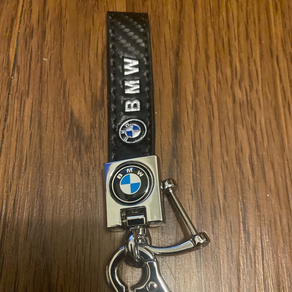 BMW keychain - Picture 3 of 3